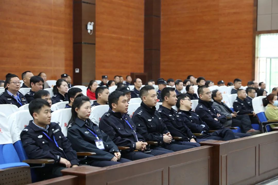 乐至新闻最新今天消息_乐至新闻视频_乐至新闻砍人