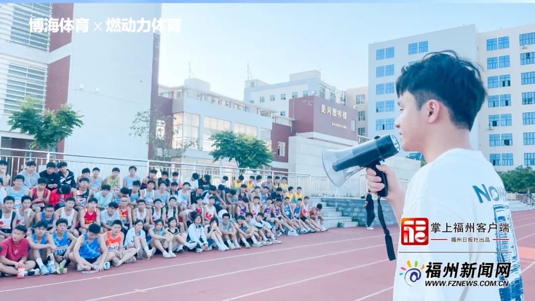 传奇！福州“00后”18岁实现财务自由，从吃低保到带两公司上大学！
