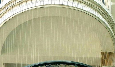 别墅阳台上的防盗网 别墅阳台上的防盗网