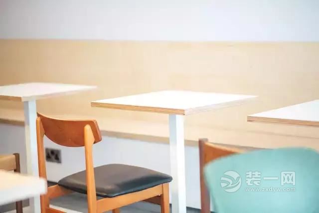 郑州面包与纽扣装修公司咖啡馆装修