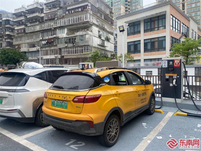 让新能源车主实现充电“自由” 福建如何破解这“桩”难题？
