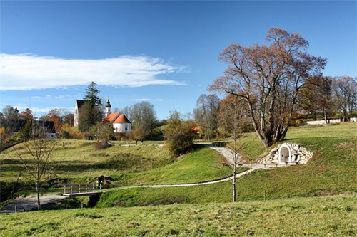 5bf6025653877.jpg