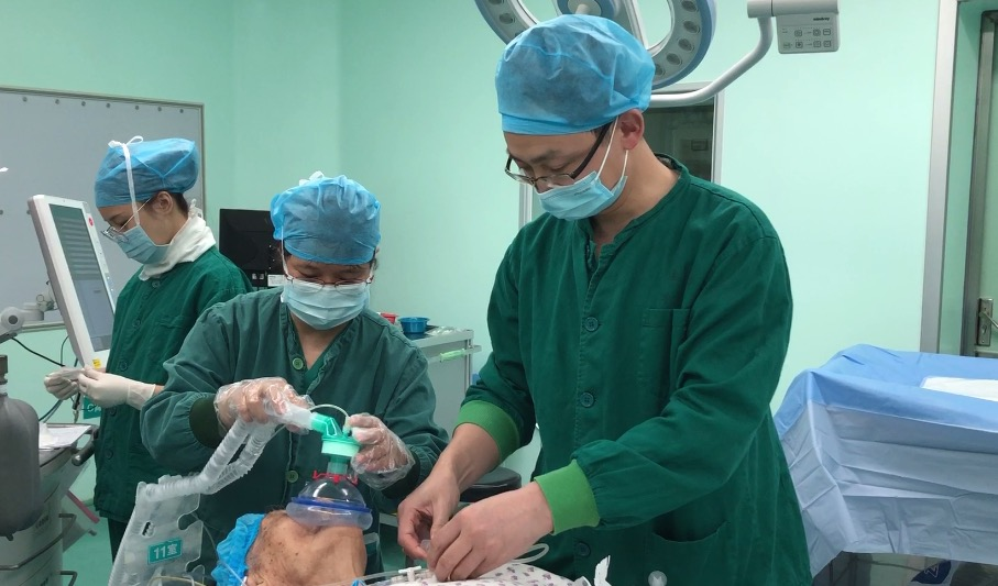 女性肛瘘手术时间_手术女性肛瘘时间多长_手术女性肛瘘时间长吗