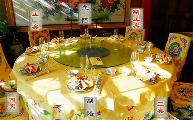 帝国cms会员中心模板自适应_帝国cms会员中心模板文件_帝国cms购买会员组插件