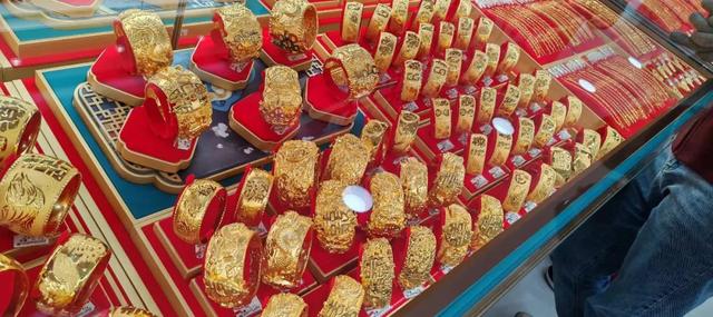 金价四连涨！广州有人提前买入70万元黄金