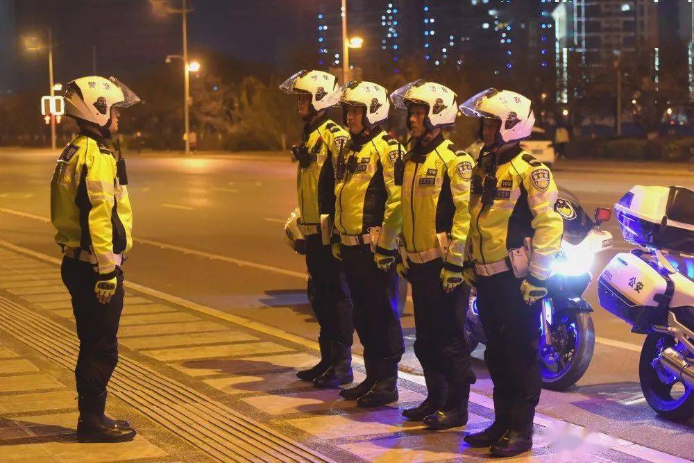 公安局分管交警的是什么部门_汶上交警和公安局_公安局交警