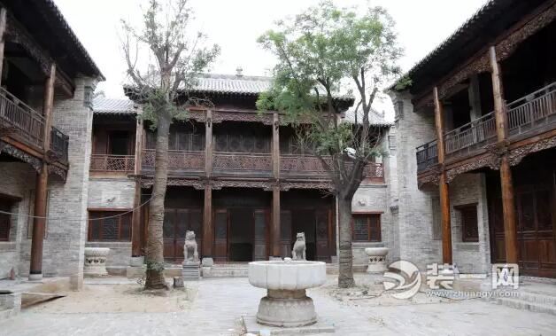 在郑州拆迁工地上惊现一座四合院