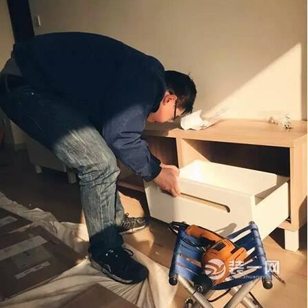 85平小三居的装修施工效果图