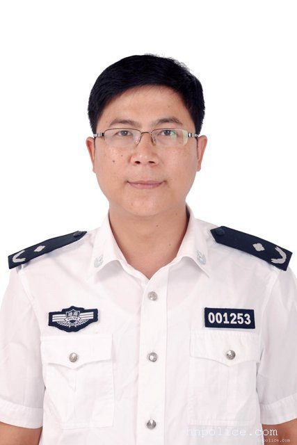 公安电子监控_电子警察监控长什么样_电子警察监控杆