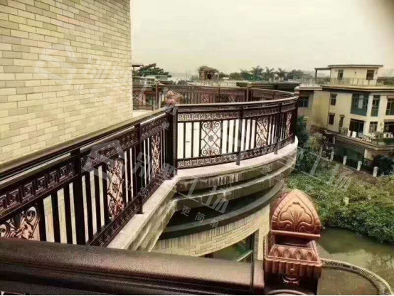 农村房屋高层围栏 农村房屋高层围栏