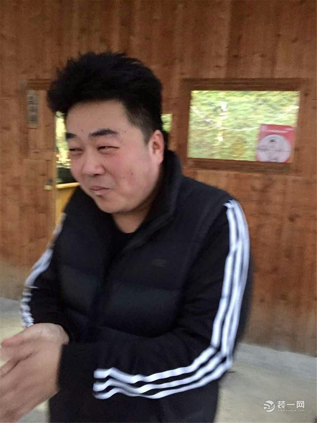 河南御创装饰秋季拓展训练现场图