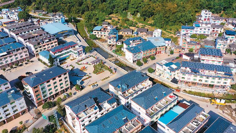 “搬”出来的幸福生活！人民日报海外版整版报道福建“造福工程”