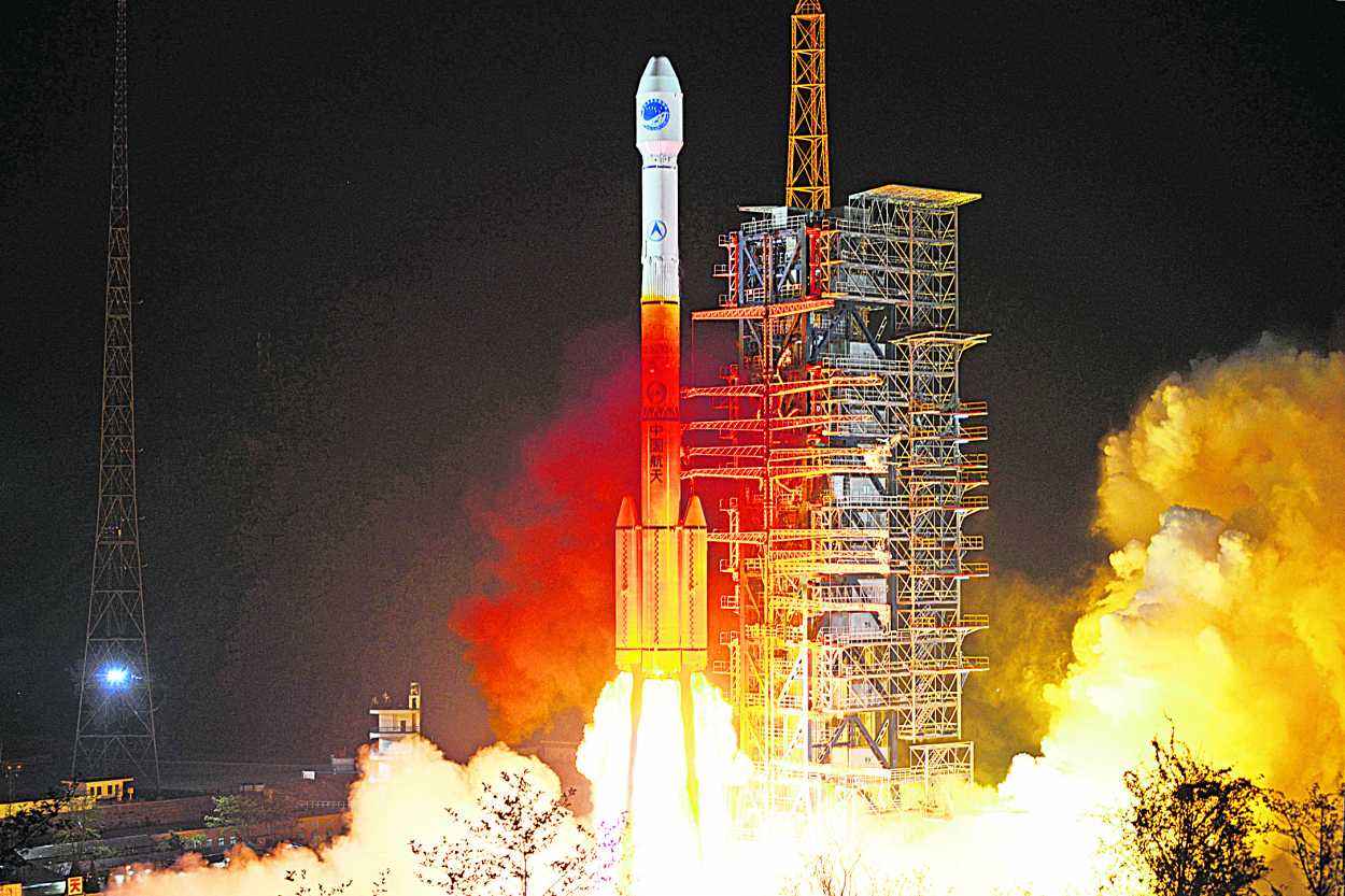 gps定位原理示意图_定位示意图怎么画_绘图说明gps定位的基本原理