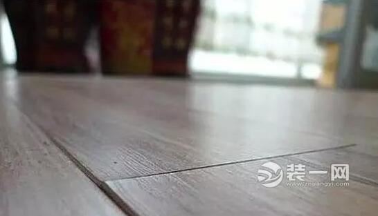 装修之后的遗憾之地板起拱补救方法