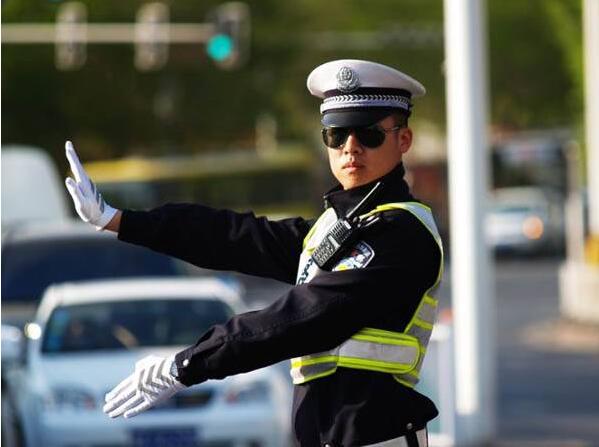 交警公安的区别_交警和公安什么关系_交警和公安的区别