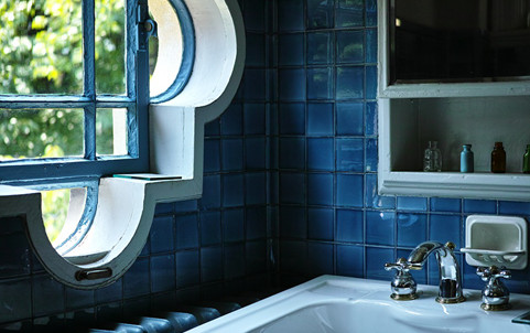蓝色调的卫生间装饰 蓝色调的卫生间装饰