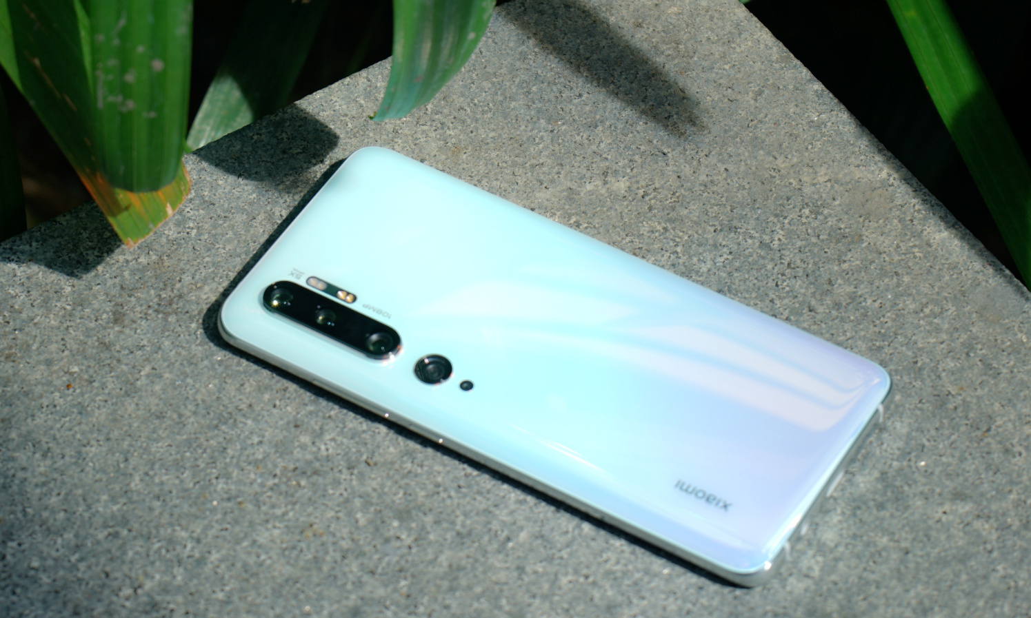 小白开箱小米手机_开箱体验小米_小米手机5高清开箱:带你看清每个细