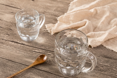 水