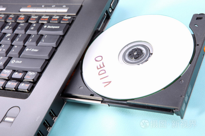 电脑疯子win 7光盘安装_电脑光盘系统安装步骤_光盘安装电脑系统