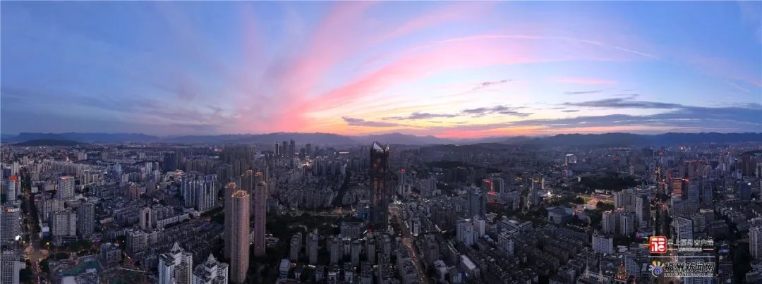 红了！粉了！福州晚霞刷屏了