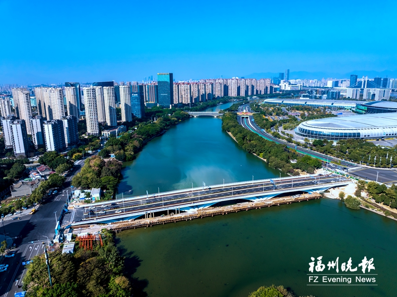 仓山会展岛新添一座景观桥