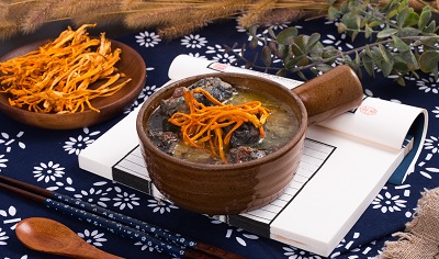 虫草人参乌鸡汤