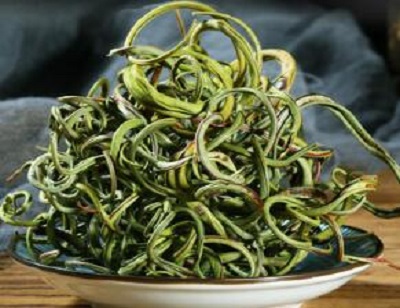 化石草