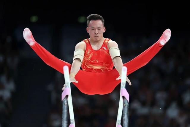 体操男团丢金 肖若腾落泪：接受不了