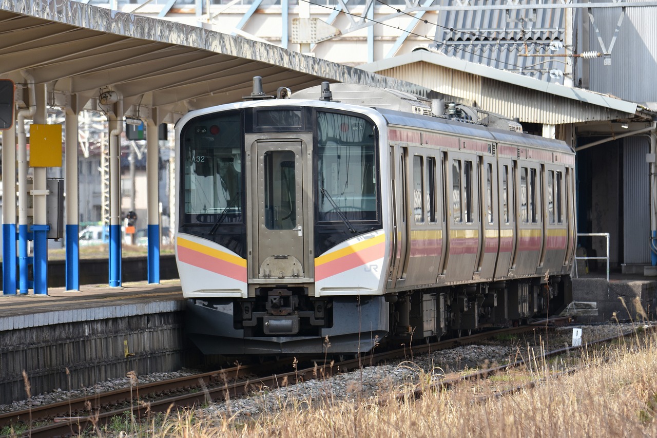 中国军机被指侵入日本领空 中方的回应