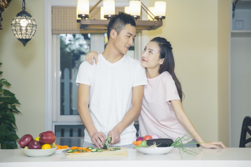 装修师傅如此处理下水管上的漏洞，业主直言：你欺负我读书少吗！