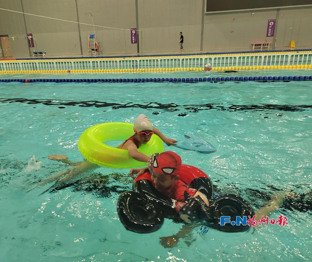 赶海、快闪、非遗……“五一”假期第2天！游客在福州玩这些！