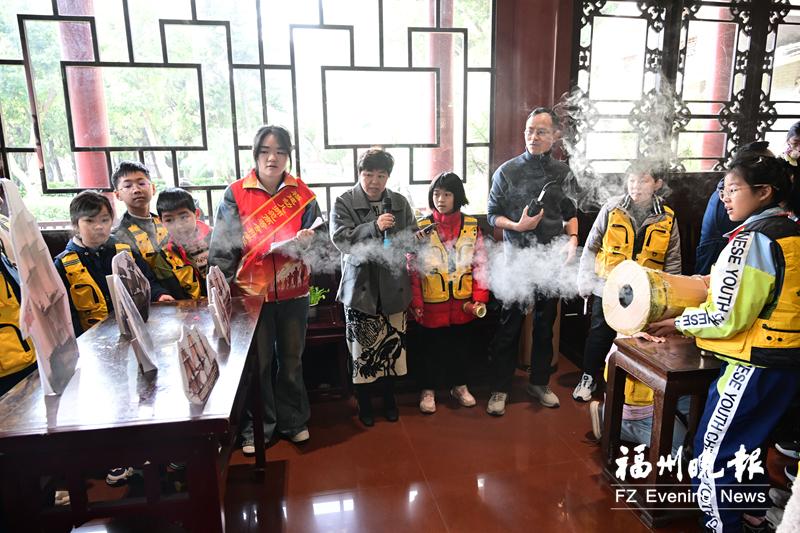 “船政学堂”举办公益研学活动 孩子们学做空气炮
