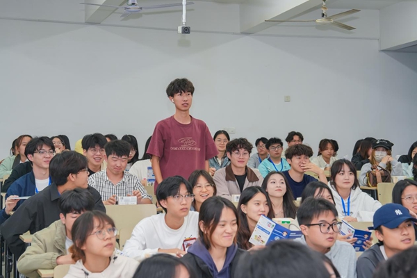 福州连续举办讲座！首发动漫视频！