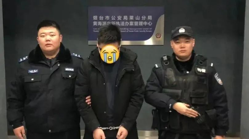 为炫技用AI给2000多人发骚扰短信！在校大学生被抓！