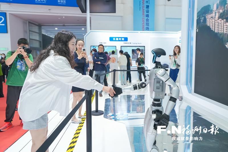 数字生活，人人触手可及