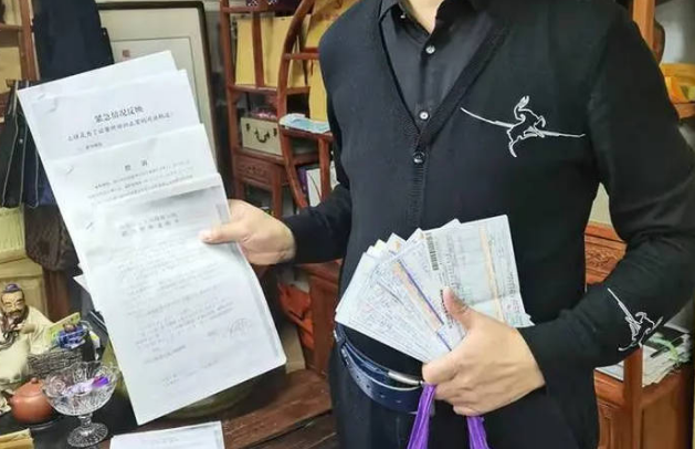 河南安阳狗咬人事件牵出旧案开庭，牵狗女子被以涉嫌诈骗罪起诉 