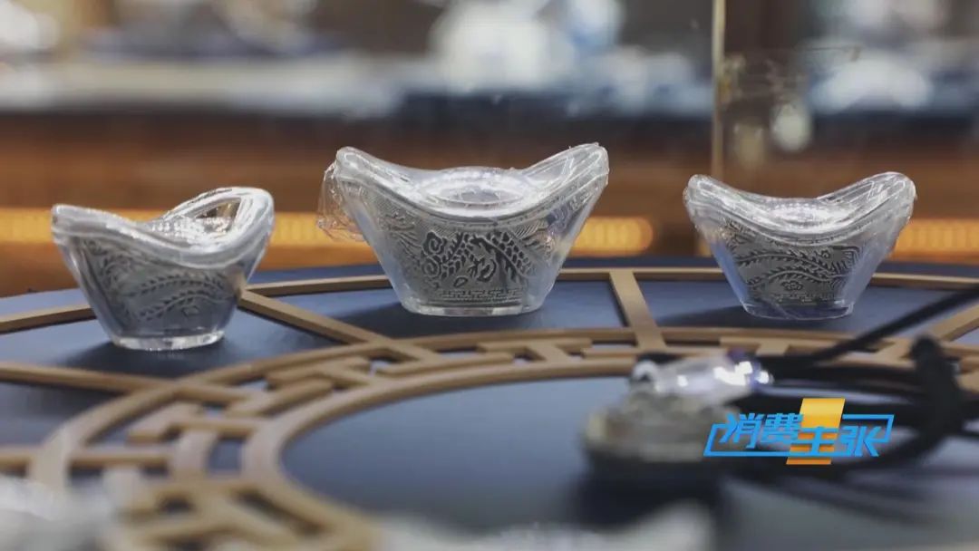 “黄金平替”卖爆了！涨幅超过黄金！