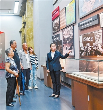 把伟大抗战精神一代代传下去（铭记历史 缅怀先烈）