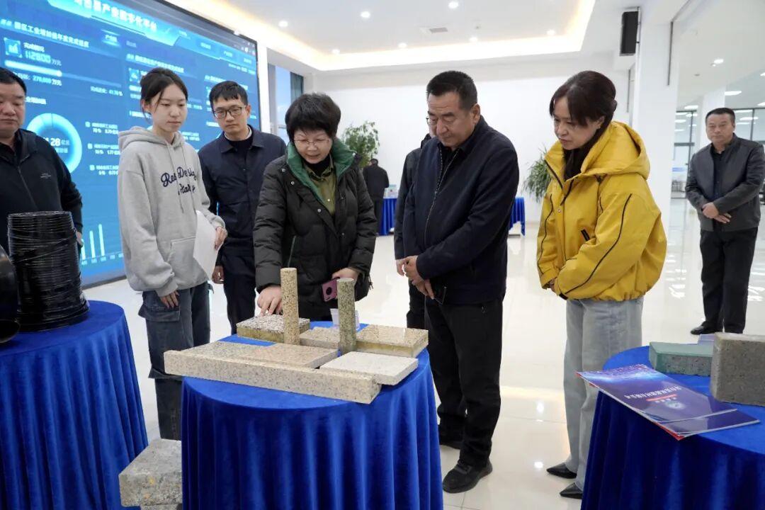 福州市闽侯县人社部门送上“就业大礼包” 福州市闽侯县人社部门送上“就业大礼包”