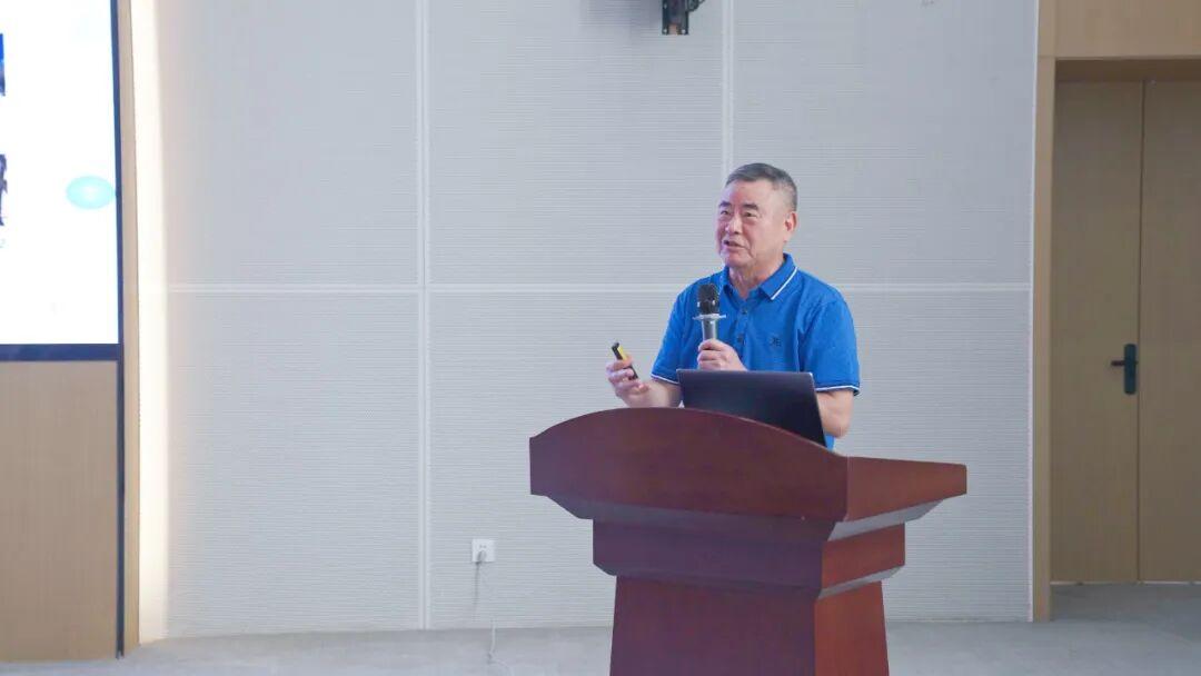 大咖齐聚福州高新区，共绘数字人才新生态蓝图！