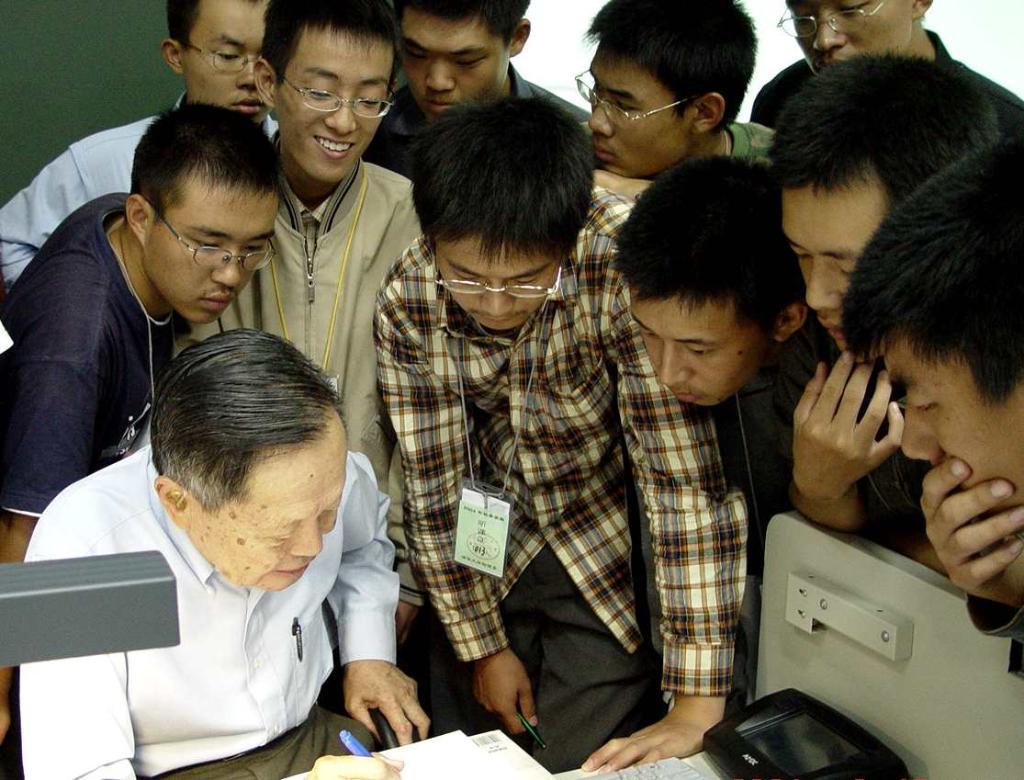 科学的星空，他已归航——追忆杨振宁先生