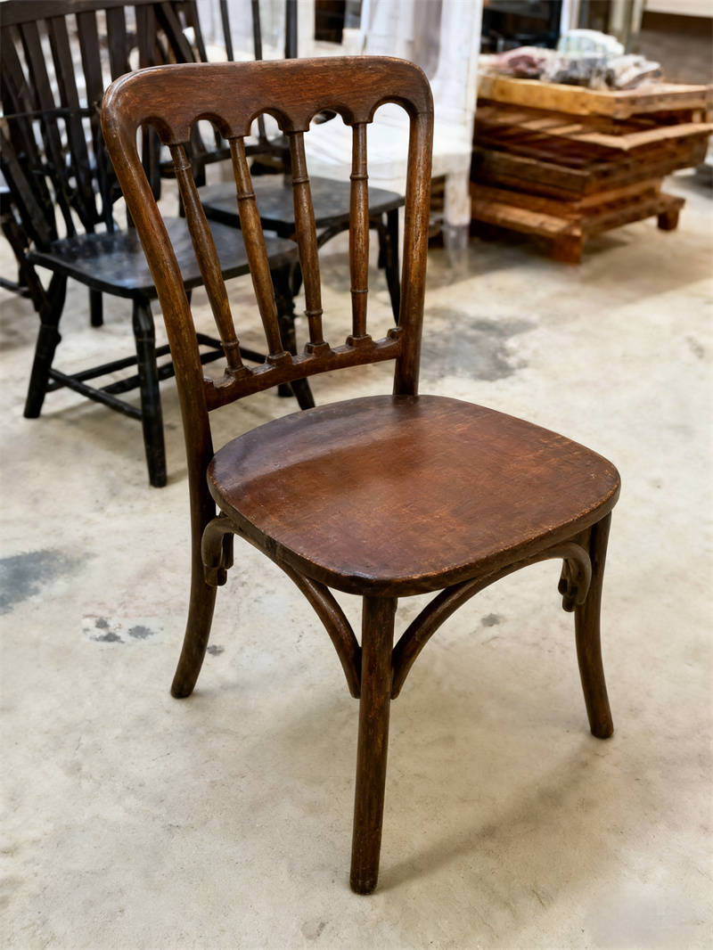 实木电视柜应用场景图