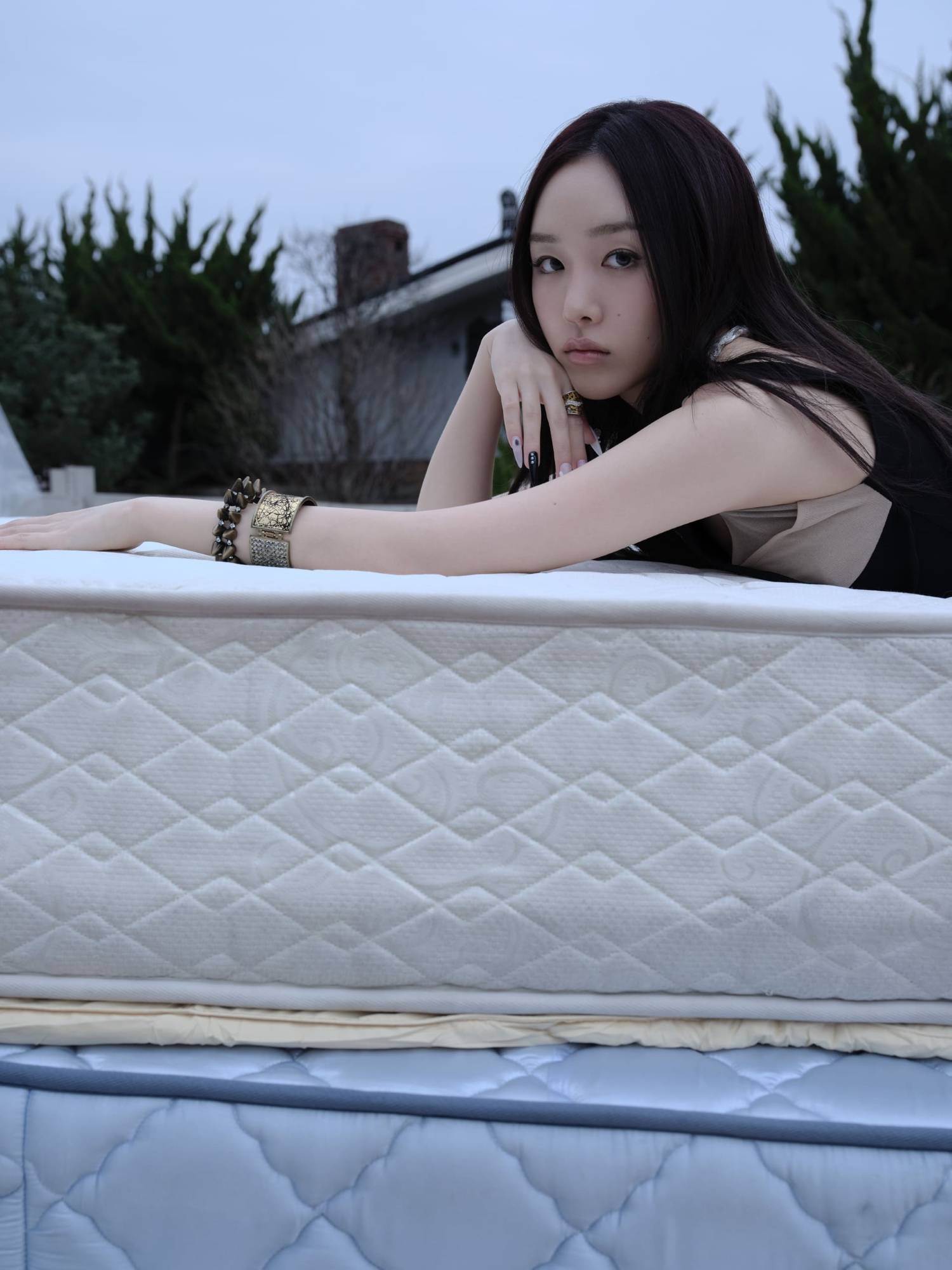 闵智云4th单曲《Feel It Too》封面照(1).jpg