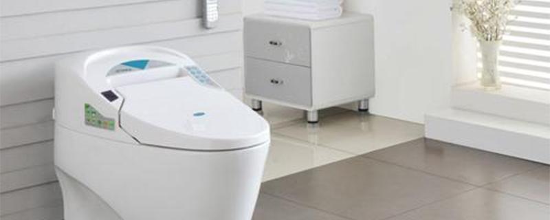 马桶底部漏水维修