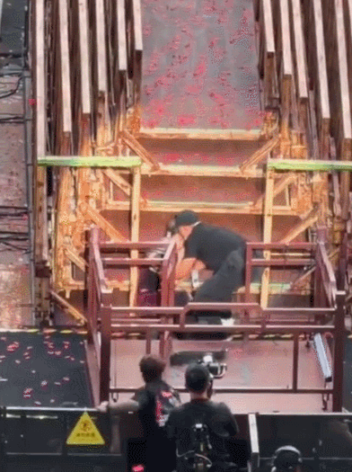 GIF2.gif