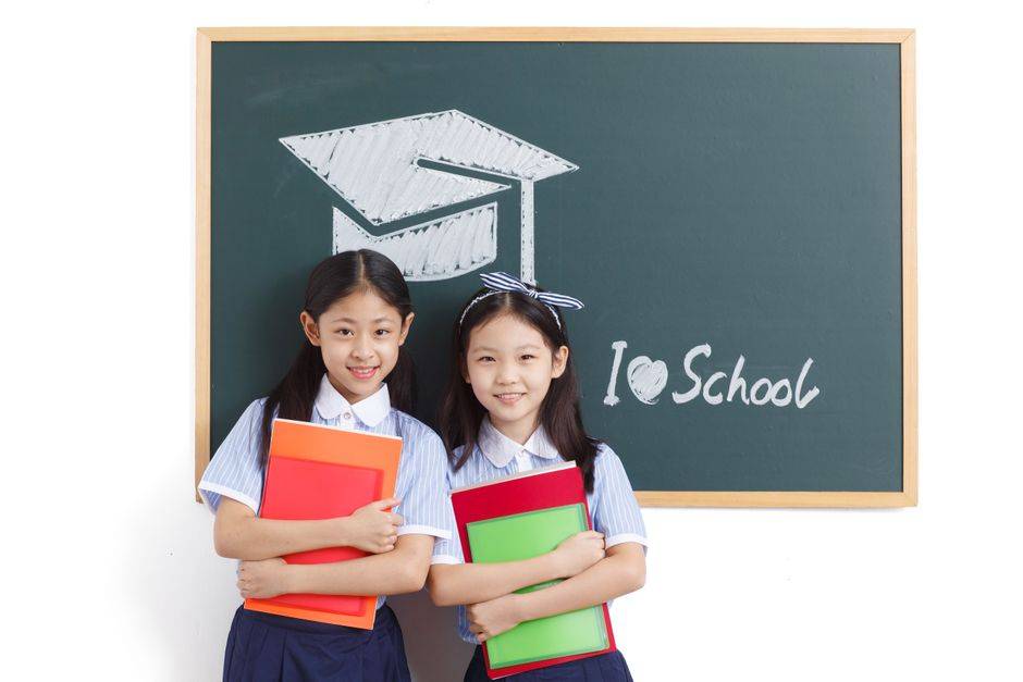 孩子独立上学