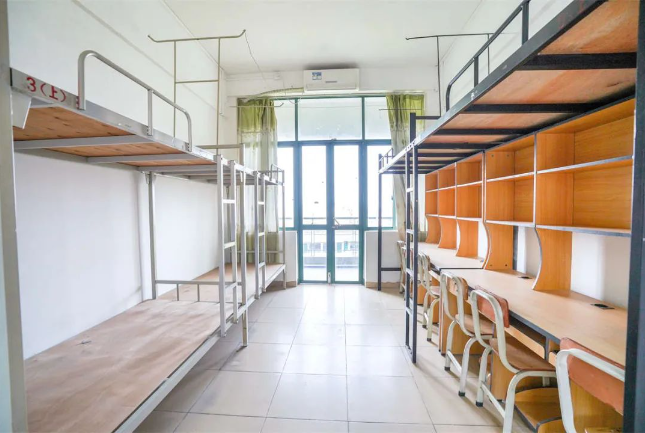 广东外语外贸大学南国商学院宿舍条件怎么样，有空调吗（含宿舍图片）