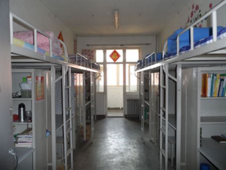 青岛飞洋职业技术学院宿舍条件怎么样，有空调吗（含宿舍图片）
