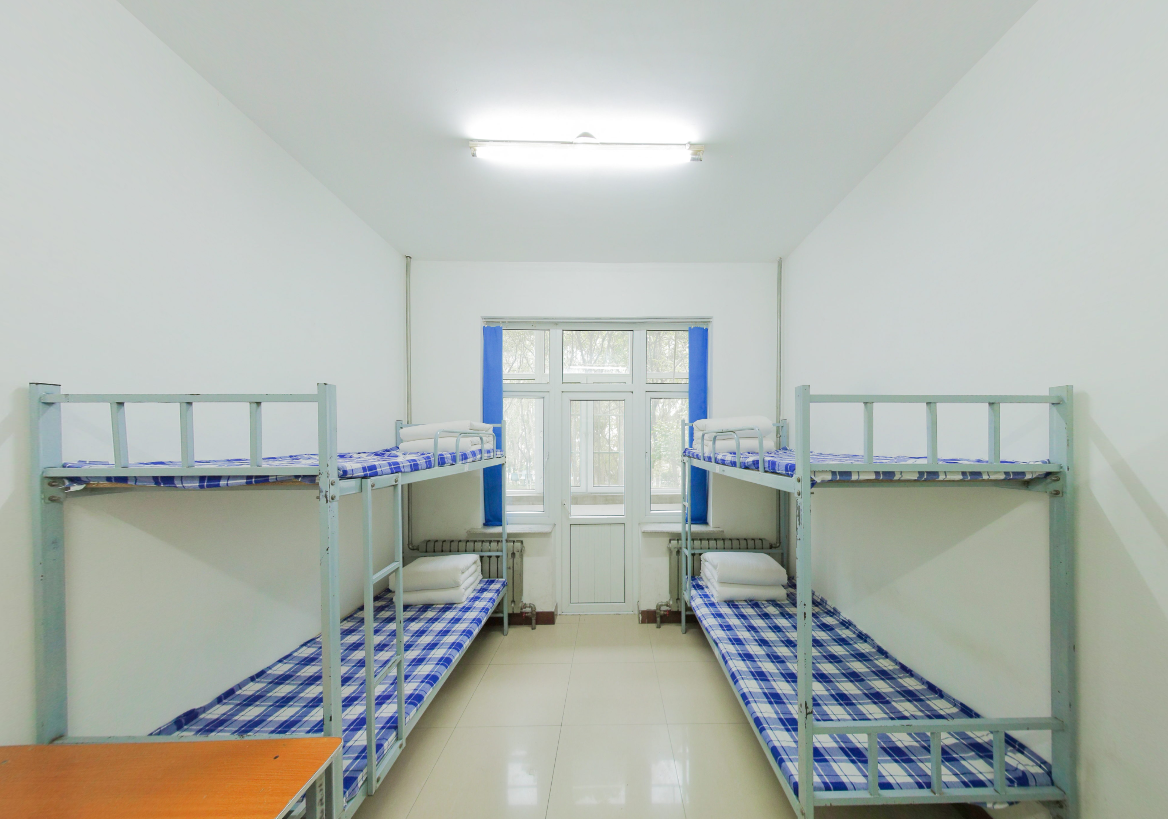长春工业大学人文信息学院宿舍条件怎么样，有空调吗（含宿舍图片）