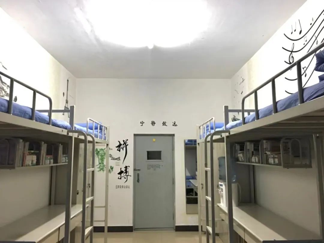 辽宁科技学院宿舍条件怎么样,有空调吗(含宿舍图片) 辽宁科技学院宿舍条件怎么样,有空调吗(含宿舍图片)